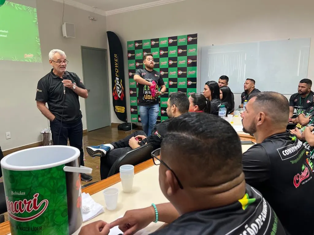 Bebidas Quinarí realiza convenção de vendas para equipe comercial