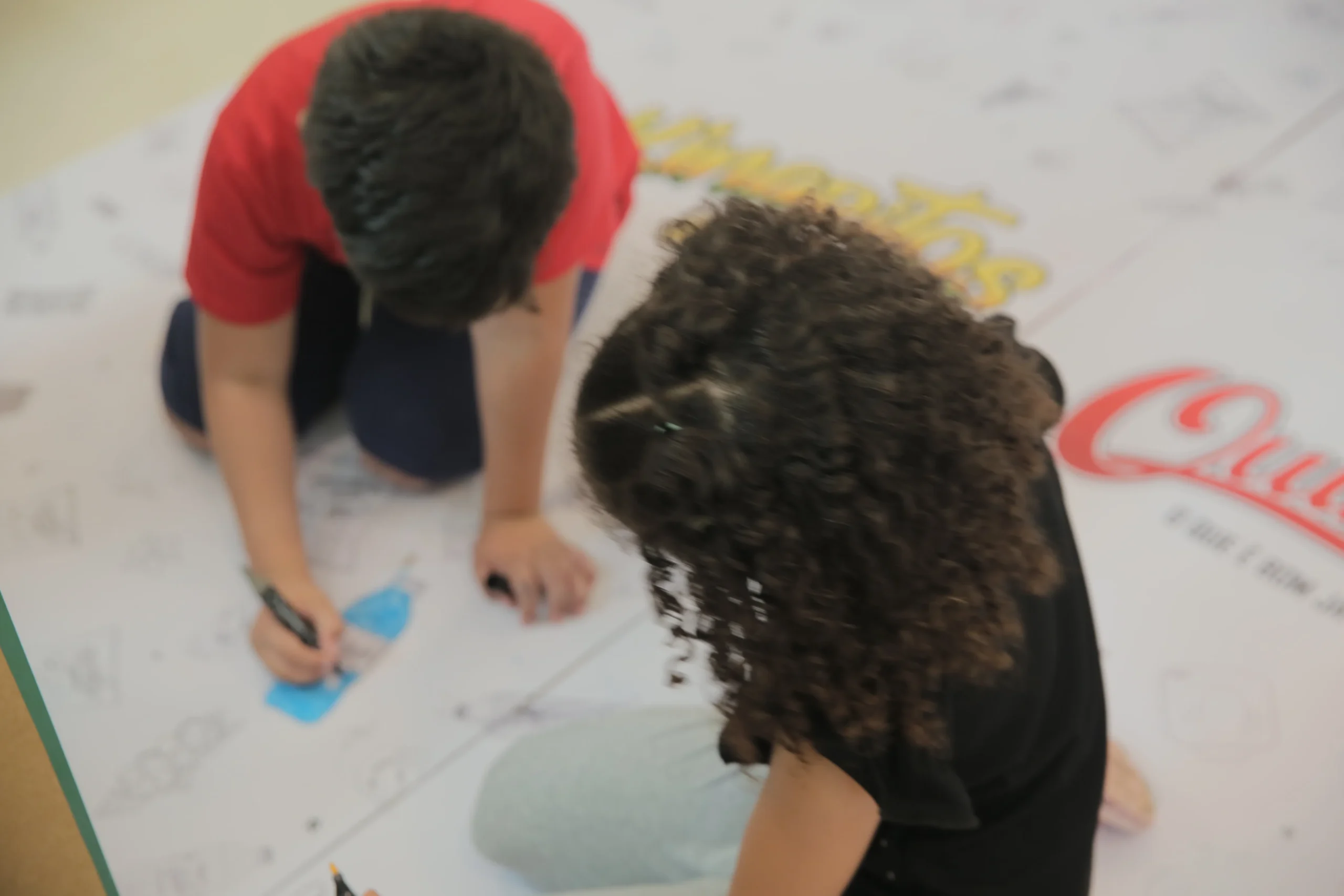 Bebidas Quinarí e Kinaritos celebram o Dia das Crianças com ação especial no shopping