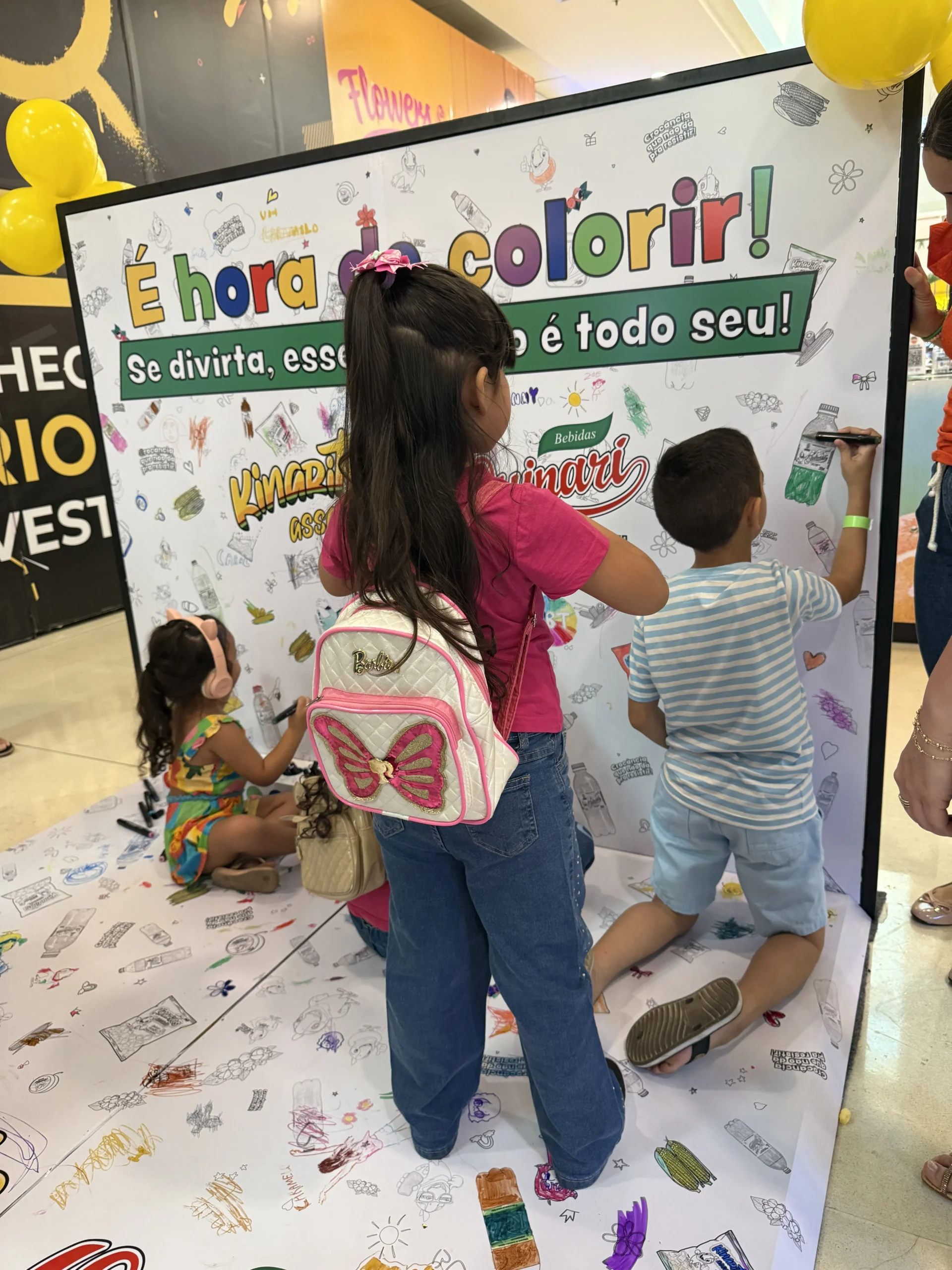 Bebidas Quinarí e Kinaritos celebram o Dia das Crianças com ação especial no shopping