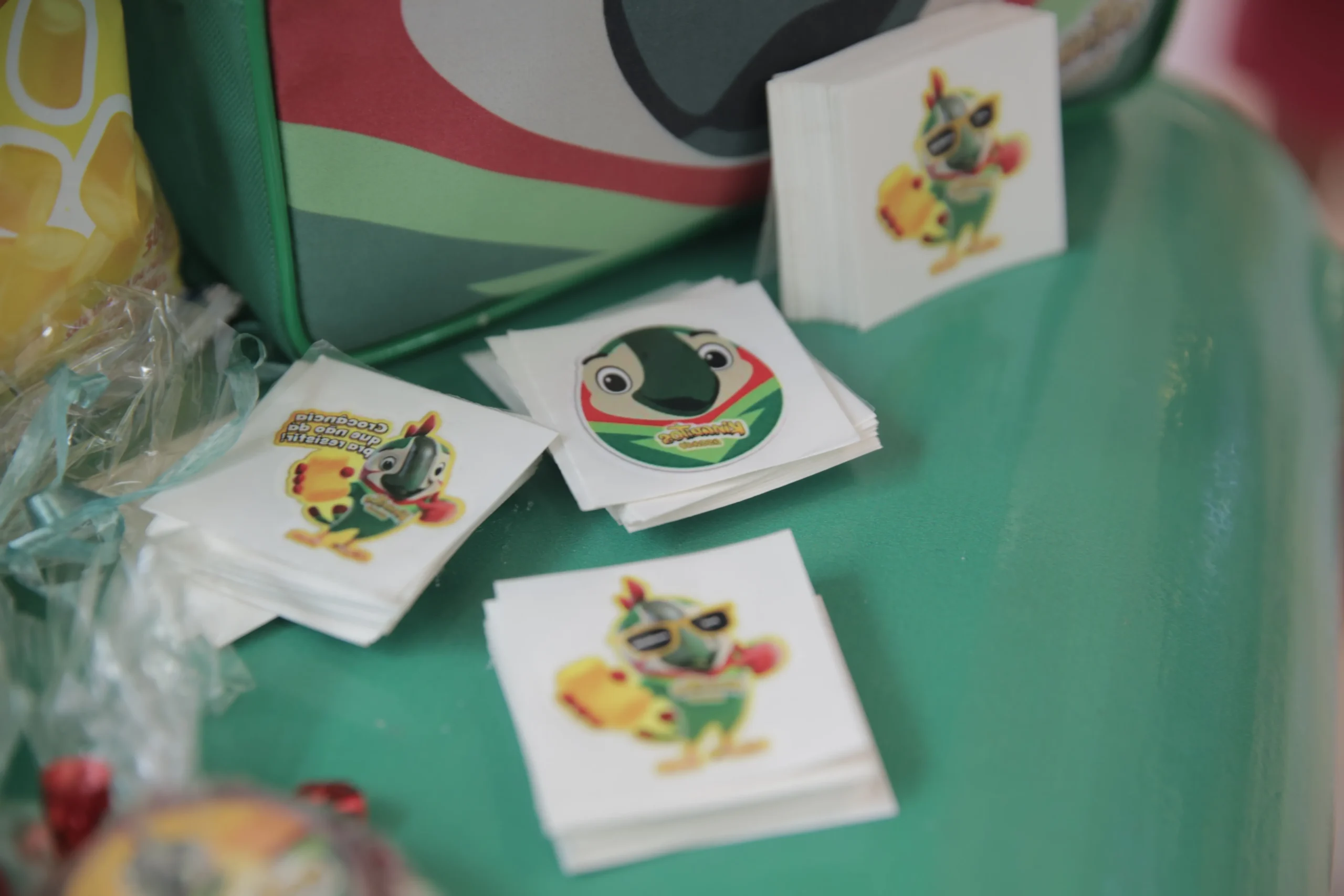 Bebidas Quinarí e Kinaritos celebram o Dia das Crianças com ação especial no shopping